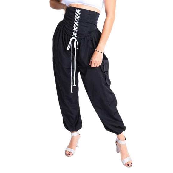 High Waist Cargo Pocket Drawstring Jogger Pants
New - Picture 3 of 8